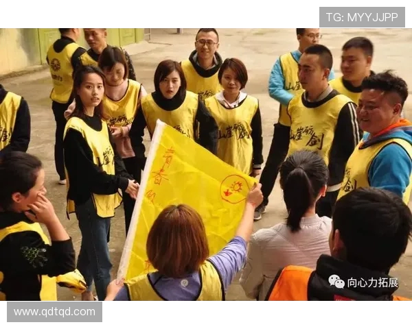 深圳滑板队默契配合探秘:团队精神与技巧的完美结合 深圳滑板队默契配合探秘:团队精神与技巧的完美结合