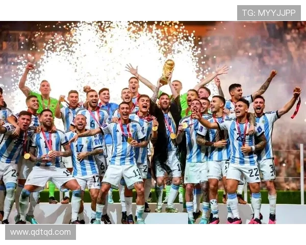 世界杯荣耀与激情：探索足球历史中的巅峰时刻与传奇球队