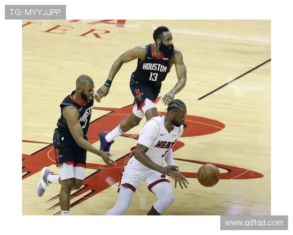 2006年火箭与热火精彩对决全场录像回顾与分析 2006年火箭与热火精彩对决全场录像回顾与分析