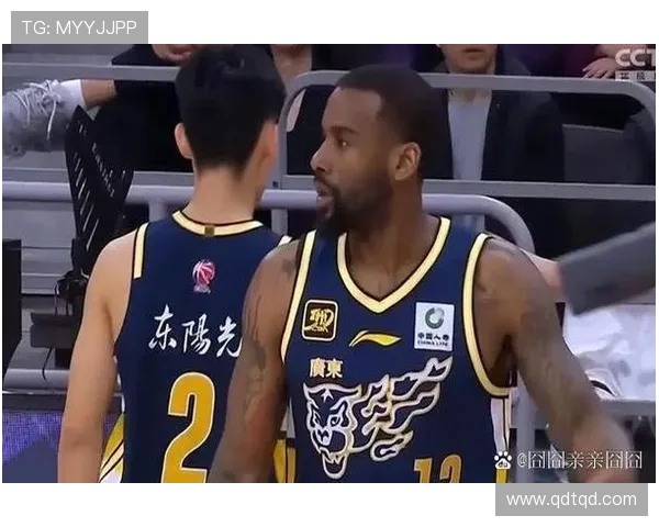 2016年CBA赛季首钢队与上海队激战回顾与精彩瞬间分析